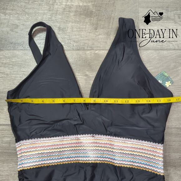 Blooming Jelly Tummy Control One Piece Swimsuit Size XL - Picture 5 of 7